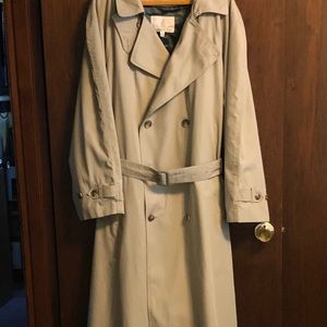 London Fog Men’s raincoat